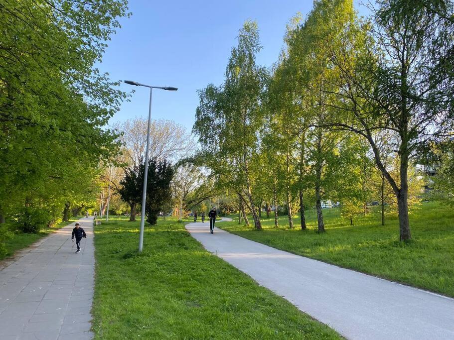 Valley Art House & Parking Bezplatny Podziemny Kielce Eksteriør billede